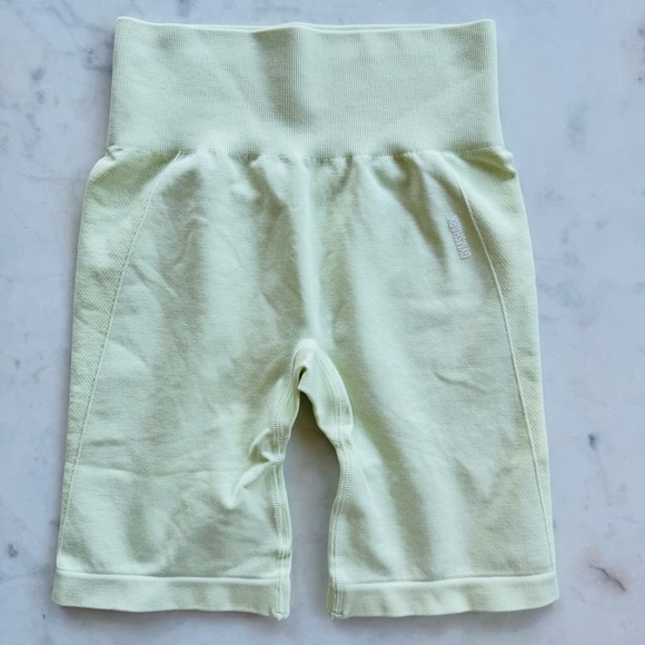 Gymshark Seamless Biker Shorts - Pastel Green, Size XS - Picture 4 of 10